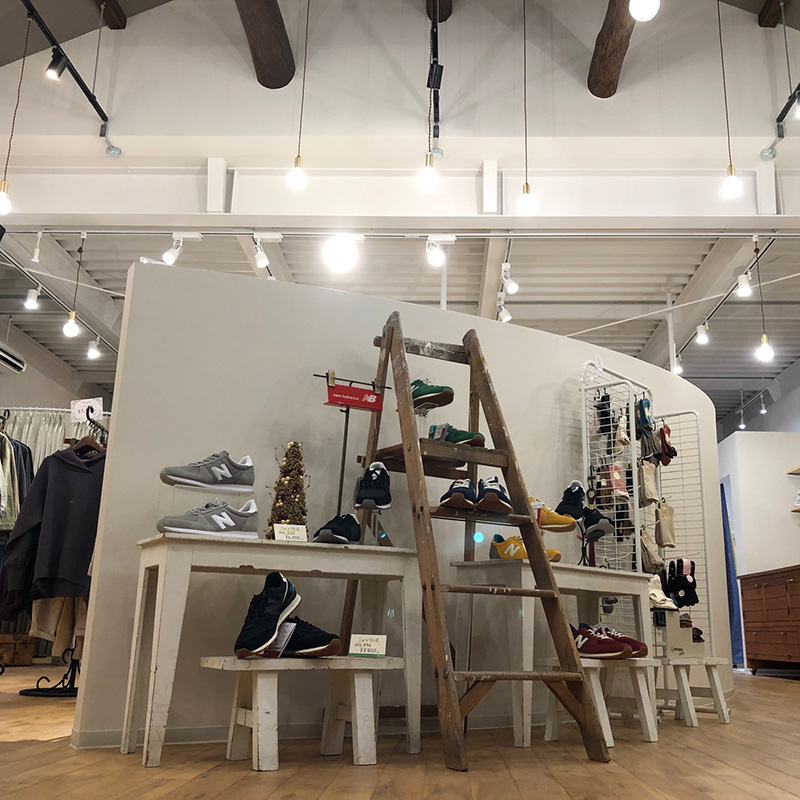 シューズコーナー